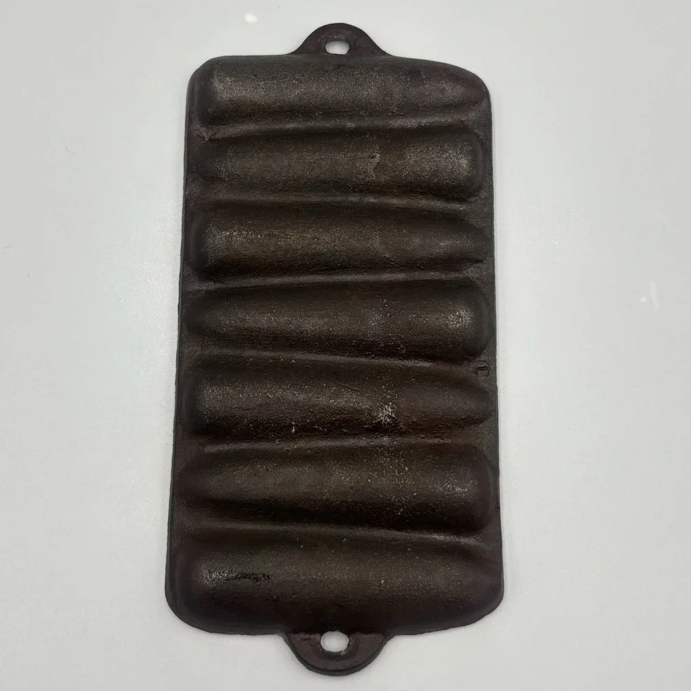 Vintage Cast Iron‎ Junior Cornbread Pan Krusty Korn Kobs Toy Cast Iron